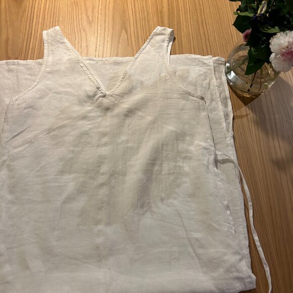 Harly Jae Linen Dress Sample - Picture 2 of 7